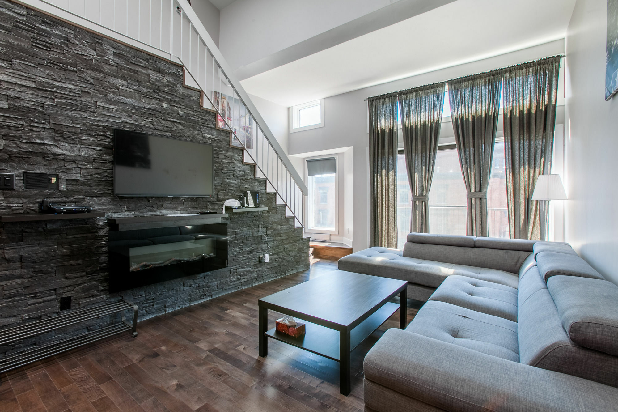 Lmvr - The Sherbrooke Montréal Extérieur photo